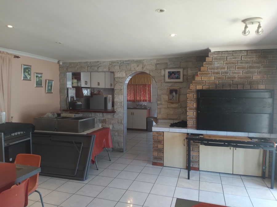 4 Bedroom Property for Sale in Bellville South Western Cape